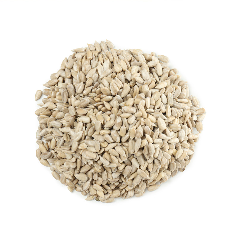 Salted sunflower seed kernels